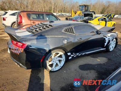 Trzecie zdjęcie samochodu z tyłu: 2018 CHEVROLET CAMARO LT VIN:1G1FB1RS5J0167897 - miniatura