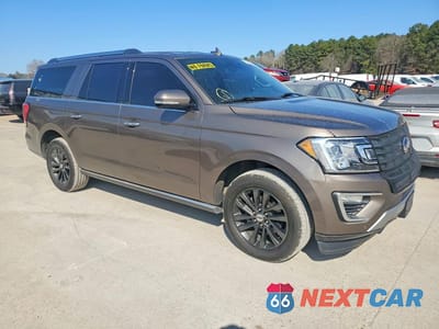 Czwarte zdjęcie samochodu z boku: 2019 FORD EXPEDITION MAX LIMITED VIN:1FMJK1KT0KEA48045 - miniatura