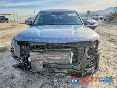 Piąte zdjęcie samochodu w środku: 2020 KIA TELLURIDE LX VIN:5XYP2DHC8LG070360 - miniatura