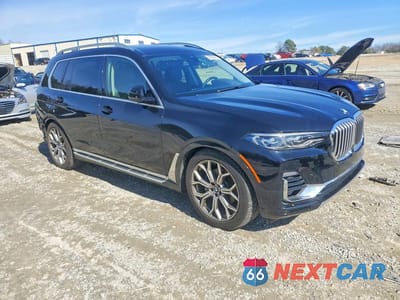 Czwarte zdjęcie samochodu z boku: 2020 BMW X7 XDRIVE40I VIN:5UXCW2C04L9B42310 - miniatura