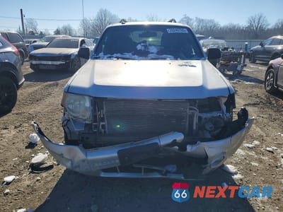 Piąte zdjęcie samochodu w środku: 2012 FORD ESCAPE XLT VIN:1FMCU0D71CKB37901 - miniatura