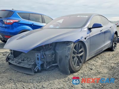2022 TESLA MODEL S 5YJSA1E50NF493882 - główne zdjęcie licytacji z USA - miniatura