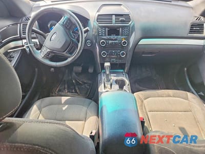 Zdjęcie 8 z 13 samochodu: 2017 FORD EXPLORER XLT VIN:1FM5K7D85HGB03972 - miniatura
