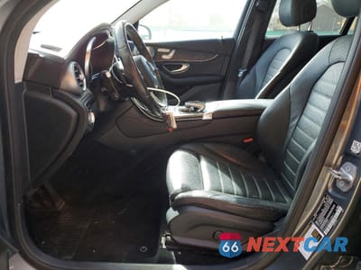 Zdjęcie 7 z 12 samochodu: 2016 MERCEDES-BENZ GLC 300 4MATIC VIN:WDC0G4KB2GF088617 - miniatura