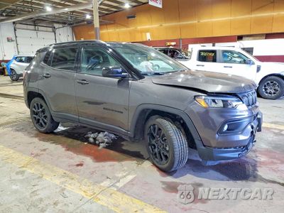 Czwarte zdjęcie samochodu z boku: 2022 JEEP COMPASS LATITUDE VIN:3C4NJDBB3NT226696 - miniatura