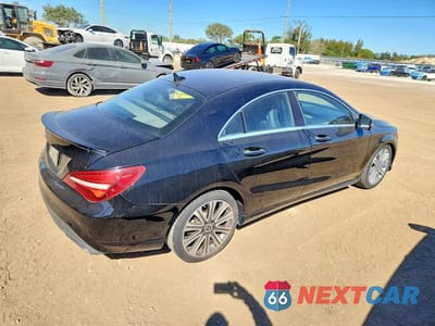 Trzecie zdjęcie samochodu z tyłu: 2018 MERCEDES-BENZ CLA 250 VIN:WDDSJ4EB9JN650821 - miniatura