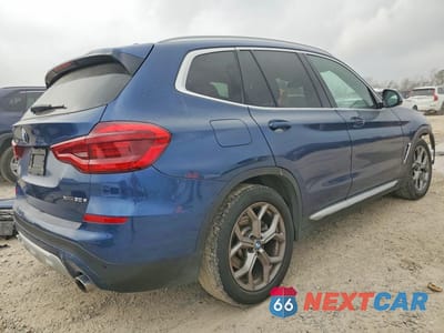 Trzecie zdjęcie samochodu z tyłu: 2021 BMW X3 XDRIVE30E VIN:5UXTS1C0XM9E85369 - miniatura