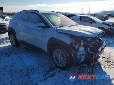 Czwarte zdjęcie samochodu z boku: 2021 HYUNDAI KONA SEL VIN:KM8K2CAA7MU691274 - miniatura