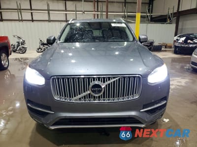 Piąte zdjęcie samochodu w środku: 2018 VOLVO XC90 T6 VIN:YV4A22PL3J1193599 - miniatura