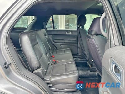 Zdjęcie 6 z 10 samochodu: 2015 FORD UTILITY POLICE INTERCEPTOR VIN:1FM5K8AR5FGA09669 - miniatura