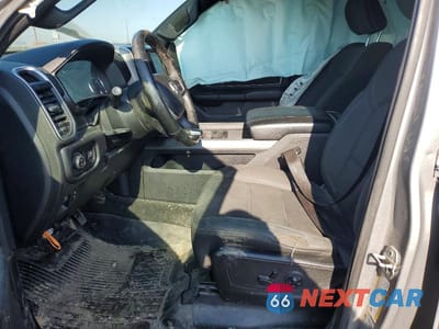 Zdjęcie 7 z 12 samochodu: 2020 RAM TRUCKS 1500 BIG HORN/LONE STAR VIN:1C6SRFFT8LN385406 - miniatura