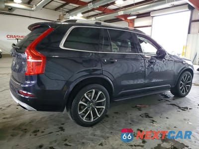 Trzecie zdjęcie samochodu z tyłu: 2019 VOLVO XC90 T6 MOMENTUM VIN:YV4A22PK3K1487142 - miniatura