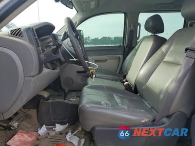 Zdjęcie 7 z 12 samochodu: 2013 CHEV SILVERADO K2500 HEAVY DUTY VIN:1GB1KVCG8DF181604 - miniatura