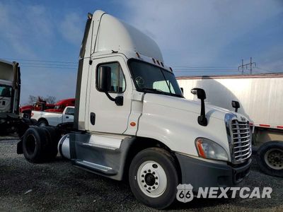 2016 FREIGHTLINER CASCADIA 125 SEMI TRUCK 1FUBGEDV7GLHC5750 - główne zdjęcie licytacji z USA - miniatura