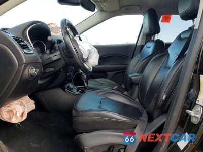 Zdjęcie 7 z 12 samochodu: 2019 JEEP COMPASS LIMITED VIN:3C4NJDCB8KT595340 - miniatura