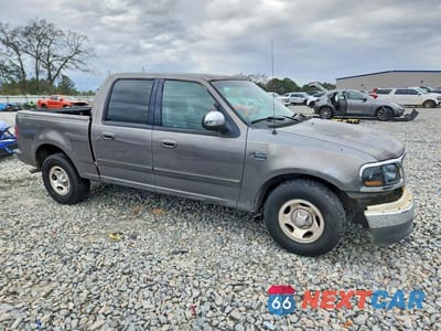 Czwarte zdjęcie samochodu z boku: 2002 FORD F150 SUPERCREW VIN:1FTRW07662KA85322 - miniatura
