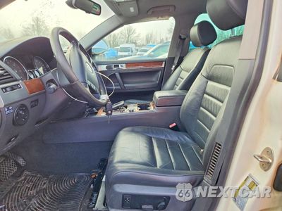 Zdjęcie 7 z 12 samochodu: 2009 VOLKSWAGEN TOUAREG 2 V6 TDI VIN:WVGFM77L39D033213 - miniatura