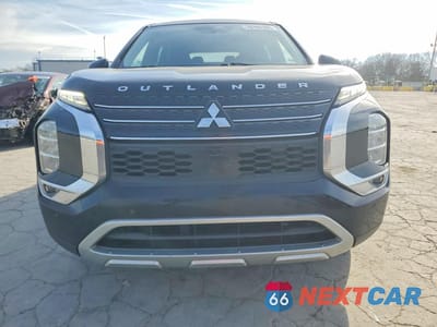 Piąte zdjęcie samochodu w środku: 2022 MITSUBISHI OUTLANDER SE VIN:JA4J3UA83NZ084772 - miniatura