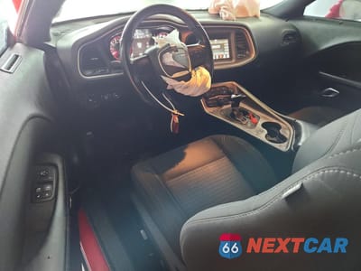 Zdjęcie 8 z 12 samochodu: 2022 DODGE CHALLENGER SXT VIN:2C3CDZAG4NH108730 - miniatura