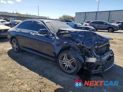 Czwarte zdjęcie samochodu z boku: 2018 MERCEDES-BENZ E 300 VIN:WDDZF4JB9JA360530 - miniatura
