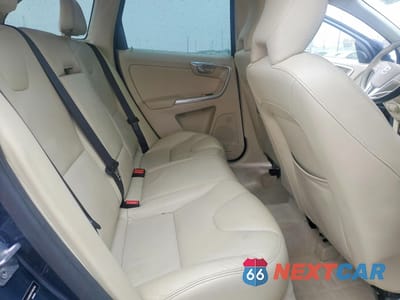 Zdjęcie 10 z 13 samochodu: 2015 VOLVO XC60 T5 PREMIER VIN:YV440MDK0F2685308 - miniatura