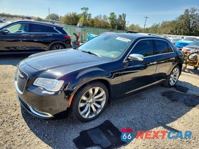 2017 CHRYSLER 300C 2C3CCAEG2HH516582 - główne zdjęcie licytacji z USA - miniatura