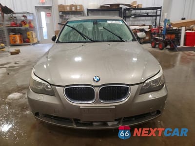 Piąte zdjęcie samochodu w środku: 2004 BMW 530 I VIN:WBANA73564B801834 - miniatura