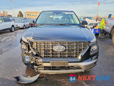 Piąte zdjęcie samochodu w środku: 2022 HYUNDAI VENUE SE VIN:KMHRB8A30NU207332 - miniatura