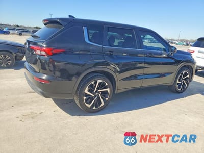 Trzecie zdjęcie samochodu z tyłu: 2022 MITSUBISHI OUTLANDER ES VIN:JA4J3TA84NZ050592 - miniatura