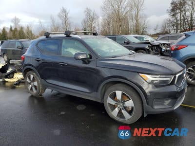 Czwarte zdjęcie samochodu z boku: 2019 VOLVO XC40 T5 MOMENTUM VIN:YV4162UK5K2053369 - miniatura