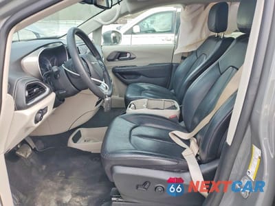 Zdjęcie 7 z 12 samochodu: 2022 CHRYSLER PACIFICA HYBRID TOURING L VIN:2C4RC1L71NR227899 - miniatura