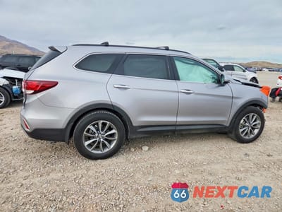 Trzecie zdjęcie samochodu z tyłu: 2018 HYUNDAI SANTA FE VIN:KM8SMDHF1JU290185 - miniatura