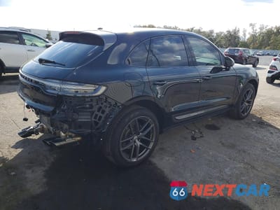 Trzecie zdjęcie samochodu z tyłu: 2024 PORSCHE MACAN BASE VIN:WP1AA2A58RLB21540 - miniatura