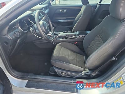 Zdjęcie 7 z 12 samochodu: 2015 FORD MUSTANG VIN:1FATP8EM4F5330440 - miniatura