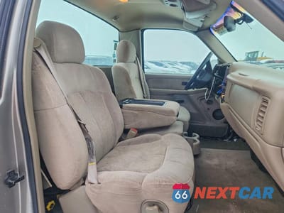 Zdjęcie 10 z 13 samochodu: 2001 CHEVROLET SILVERADO K1500 VIN:1GCEK14T71Z170329 - miniatura