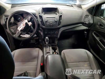 Zdjęcie 8 z 12 samochodu: 2017 FORD ESCAPE S VIN:1FMCU0F74HUB52045 - miniatura