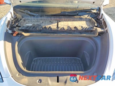 Zdjęcie 12 z 13 samochodu: 2021 TESLA MODEL Y VIN:5YJYGAEEXMF275293 - miniatura