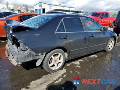 Trzecie zdjęcie samochodu z tyłu: 2006 HONDA ACCORD SE VIN:1HGCM56396A140505 - miniatura