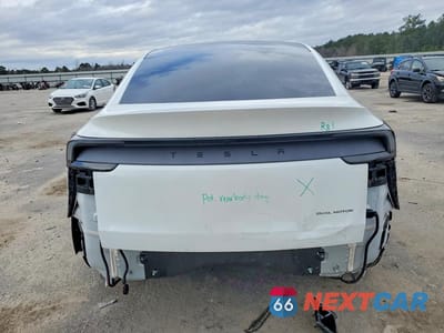 Zdjęcie 6 z 12 samochodu: 2026 TESLA MODEL Y VIN:7SAYGDEE8TA409895 - miniatura