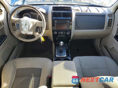 Zdjęcie 8 z 13 samochodu: 2009 FORD ESCAPE HYBRID VIN:1FMCU49369KA91911 - miniatura