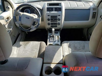 Zdjęcie 8 z 11 samochodu: 2011 FORD ESCAPE HYBRID VIN:1FMCU4K32BKC02812 - miniatura