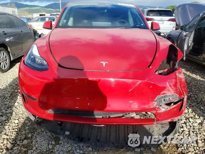 Piąte zdjęcie samochodu w środku: 2022 TESLA MODEL Y VIN:7SAYGDEE6NF536828 - miniatura
