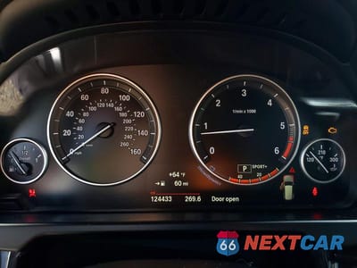 Zdjęcie 9 z 13 samochodu: 2015 BMW X5 XDRIVE35D VIN:5UXKS4C52F0J98265 - miniatura