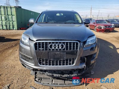 Piąte zdjęcie samochodu w środku: 2015 AUDI Q7 PREMIUM PLUS VIN:WA1LGAFE4FD011368 - miniatura