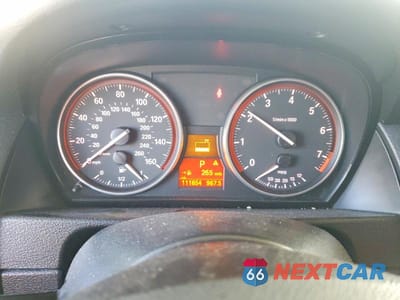 Zdjęcie 9 z 11 samochodu: 2013 BMW X1 XDRIVE28I VIN:WBAVL1C51DVR89913 - miniatura