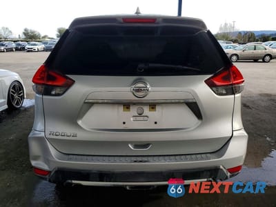 Zdjęcie 6 z 13 samochodu: 2018 NISSAN ROGUE S VIN:KNMAT2MT5JP529478 - miniatura
