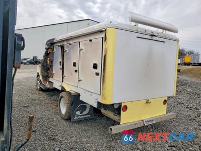 Drugie zdjęcie samochodu z przodu: 2018 FORD E450 UTILITY / SERVICE TRUCK VIN:1FDXE4FS0JDC33222 - miniatura