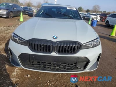 Piąte zdjęcie samochodu w środku: 2024 BMW 330I VIN:3MW69FF03R8E67438 - miniatura
