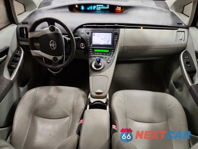 Zdjęcie 8 z 12 samochodu: 2011 TOYOTA PRIUS VIN:JTDKN3DU8B5319886 - miniatura