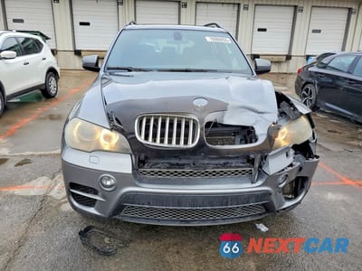 Piąte zdjęcie samochodu w środku: 2011 BMW X5 XDRIVE50I VIN:5UXZV8C58BL420569 - miniatura